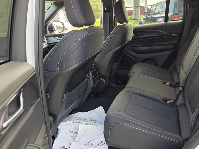 Used 2025 White Jeep Laredo image 6