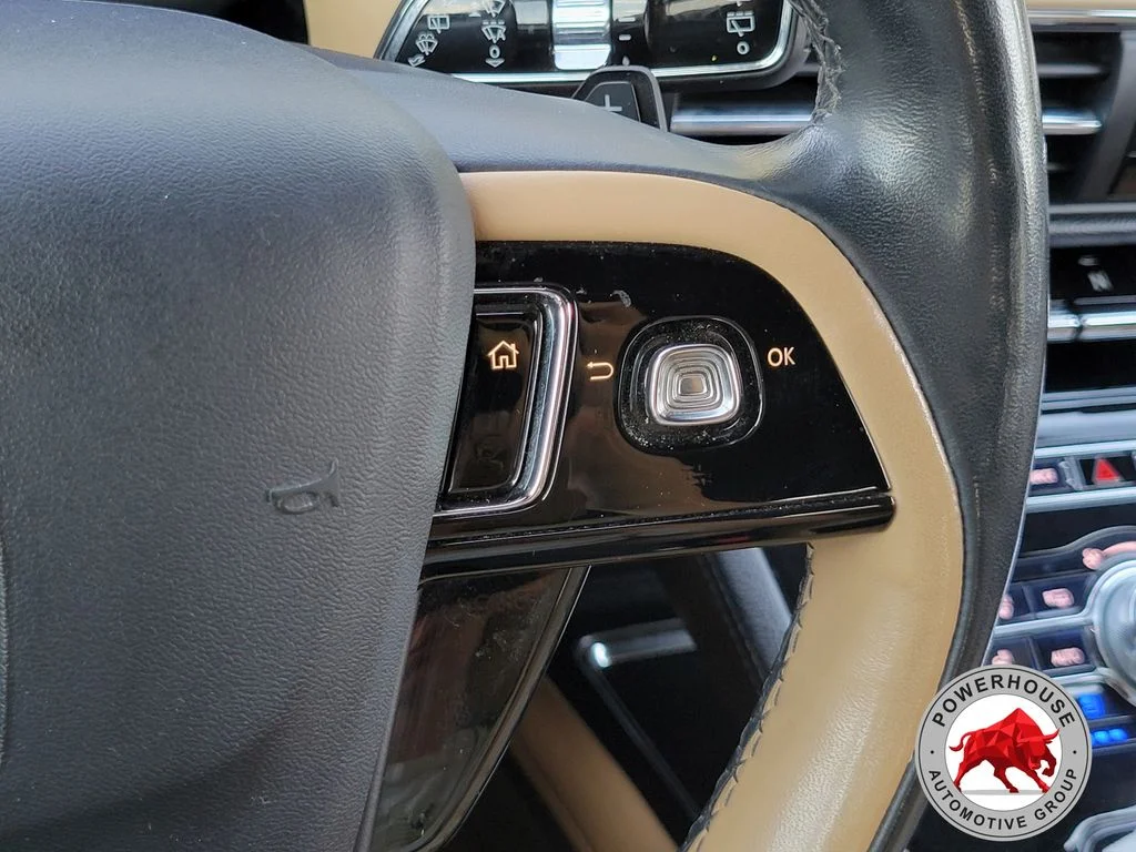 Used 2021 Gray Lincoln Reserve image 32