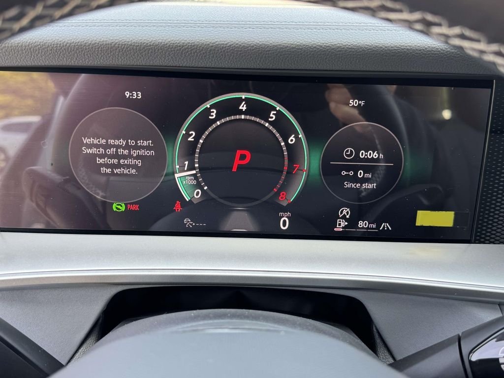 2025 Volkswagen Tiguan SE - Photo 25