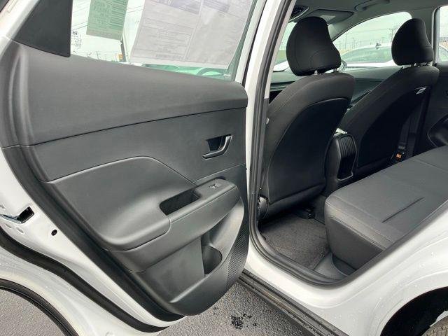 New 2026 White Hyundai SE FWD image 17