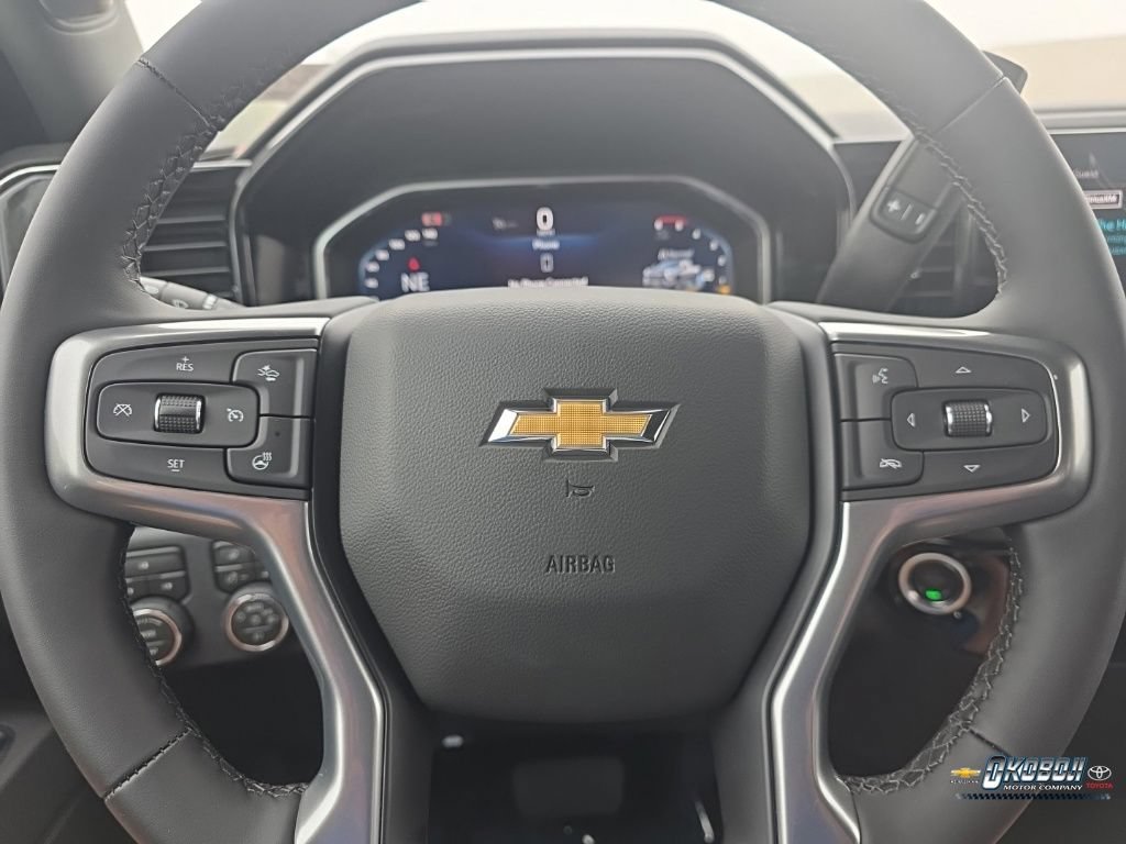 New 2026 Summit White Chevrolet LT image 10