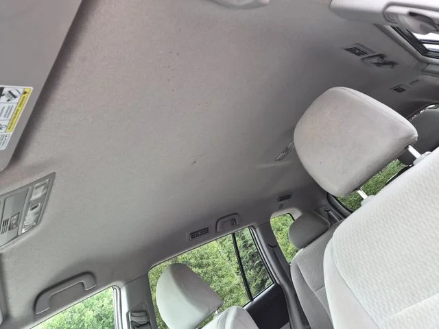 Used 2010 Cypress Pearl Toyota Base image 12