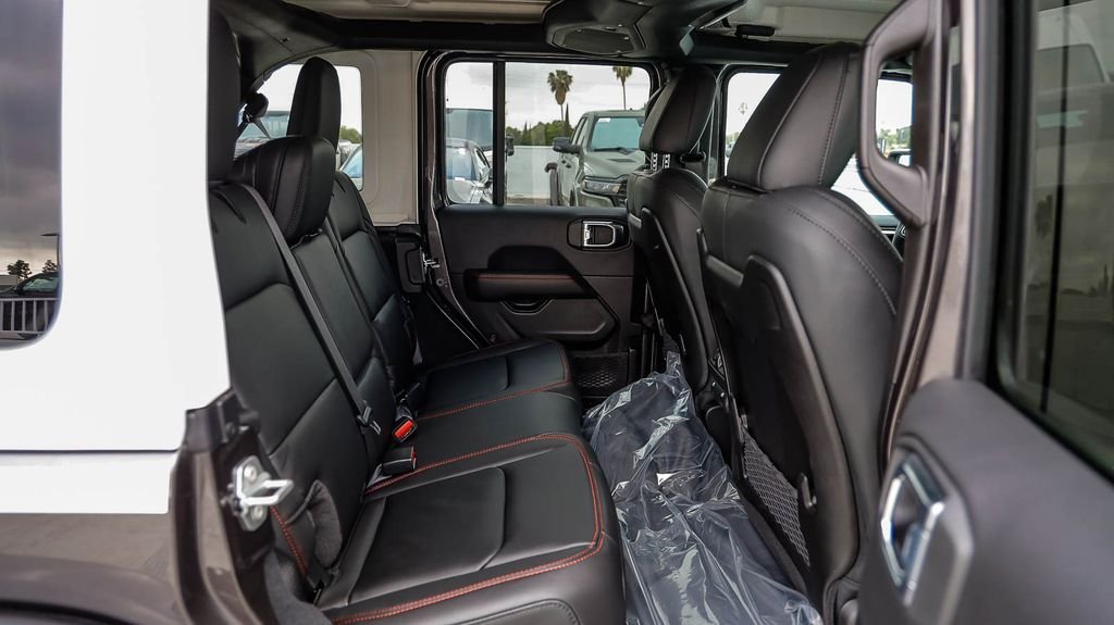 New 2026 Crystal Metallic Jeep Rubicon image 20