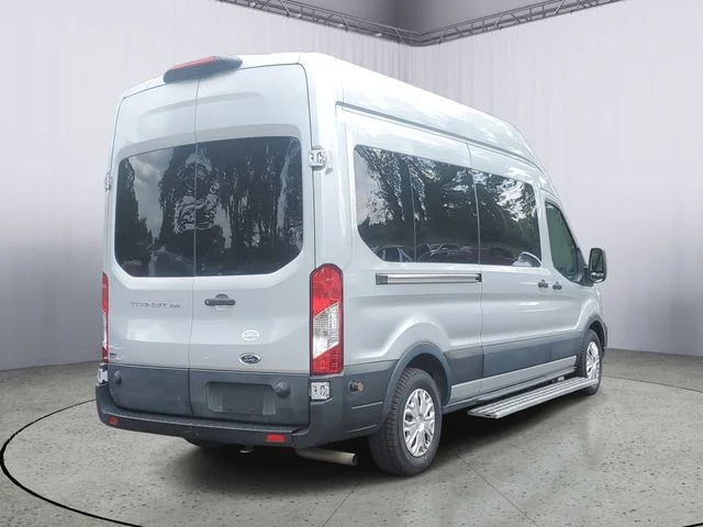 2020 Ford Transit Passenger Van XL - Photo 3