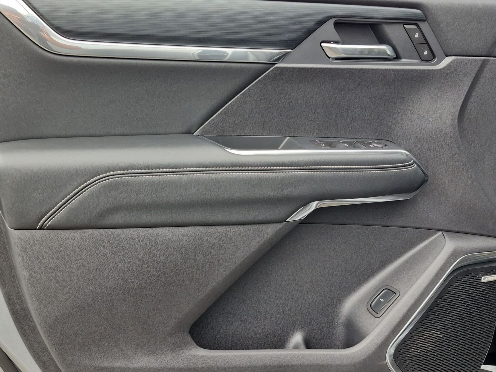 2025 GMC Acadia Elevation - Photo 22