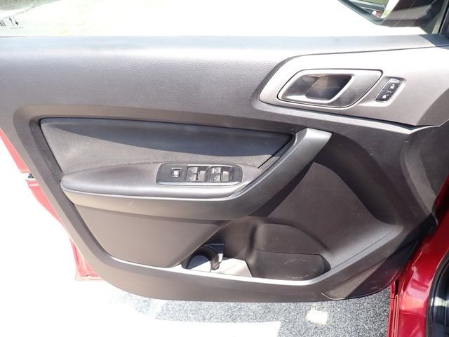Used 2020 Red Ford XLT image 17