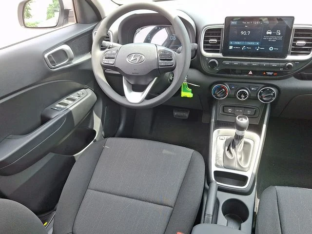 New 2026 Silver Hyundai SE image 9