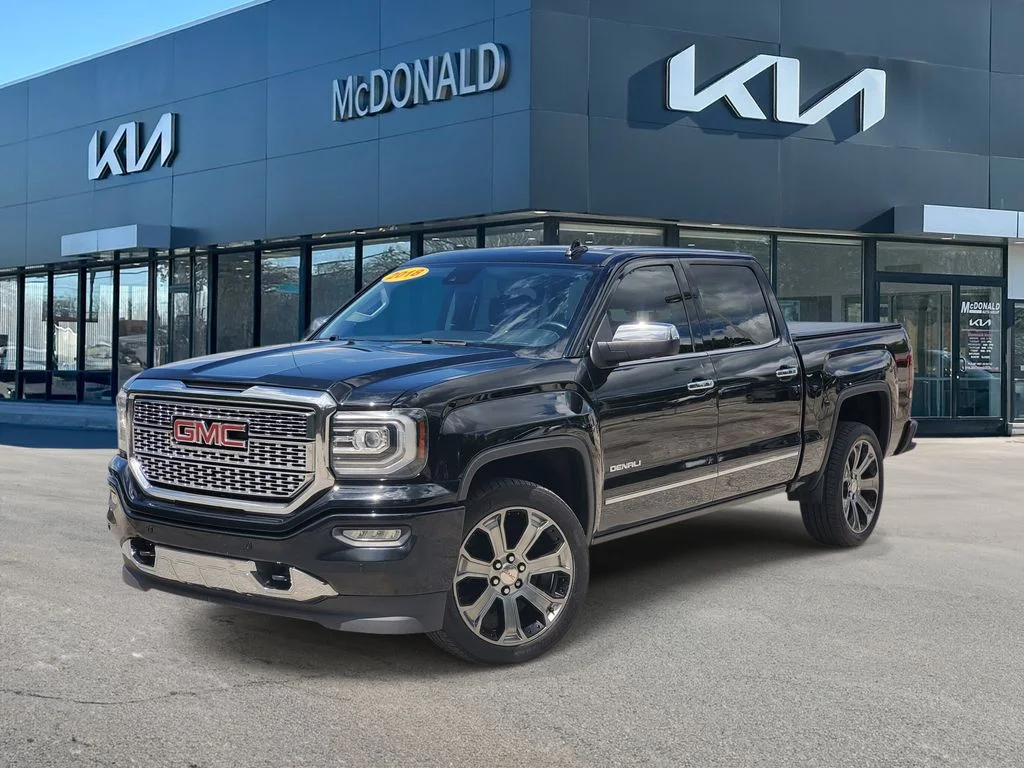 2018 GMC Sierra 4WD Crew Cab Short Box's photo
