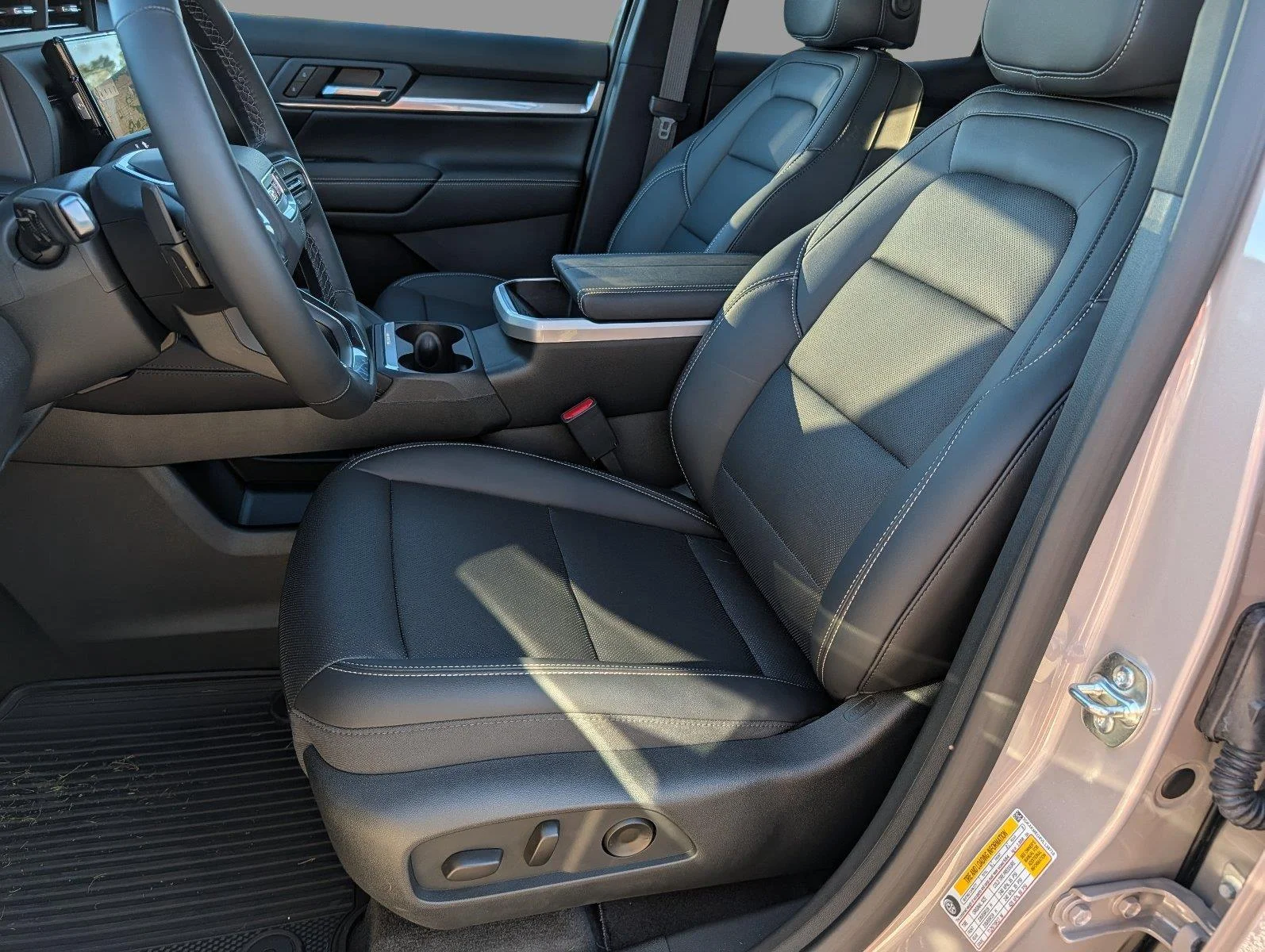 New 2027 Riverstone Metallic GMC Elevation image 10