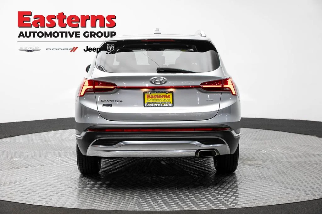 Used 2023 Silver Hyundai SEL image 8