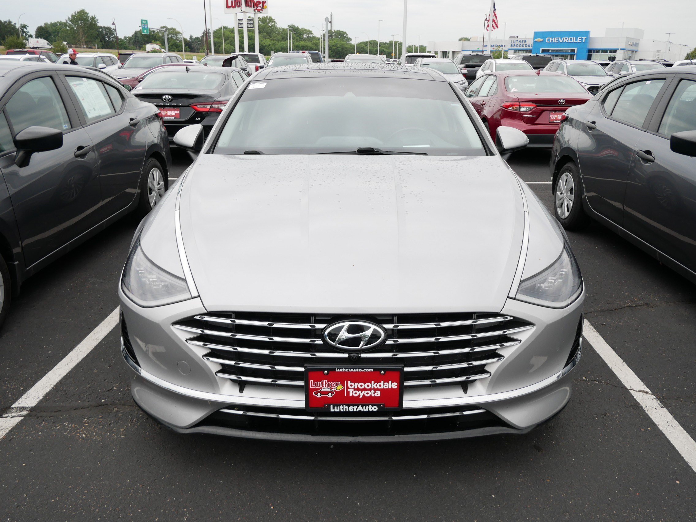 Used 2023 Hyundai Sonata Hybrid Limited with VIN KMHL54JJ2PA070130 for sale in Brooklyn Center, Minnesota