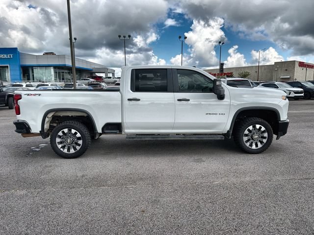 Used 2021 SUMMIT WHITE Chevrolet Custom image 10