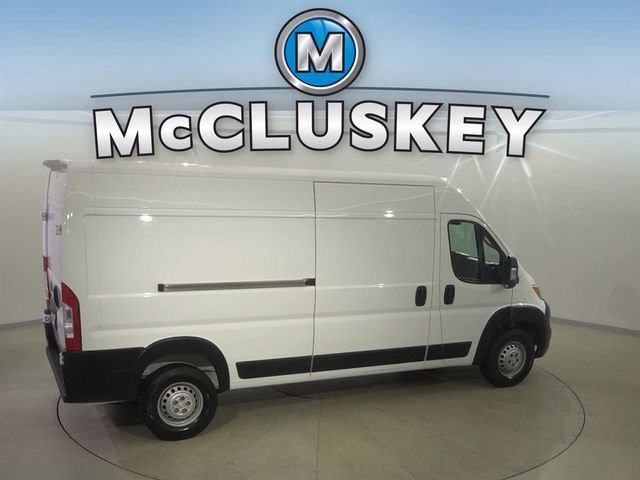 Used 2025 Bright White Clearcoat Ram Tradesman image 4