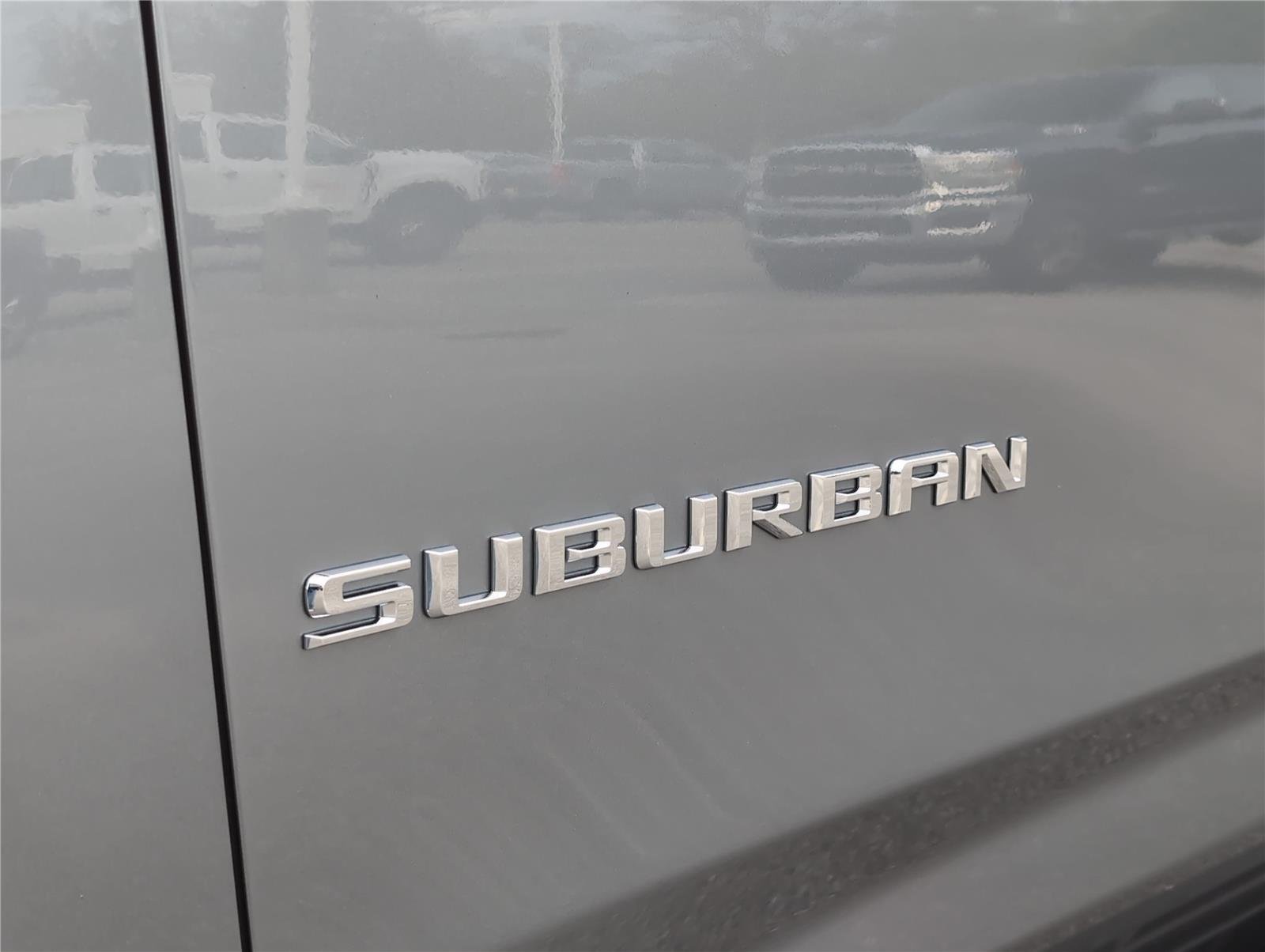 2026 Chevrolet Suburban Premier - Photo 10