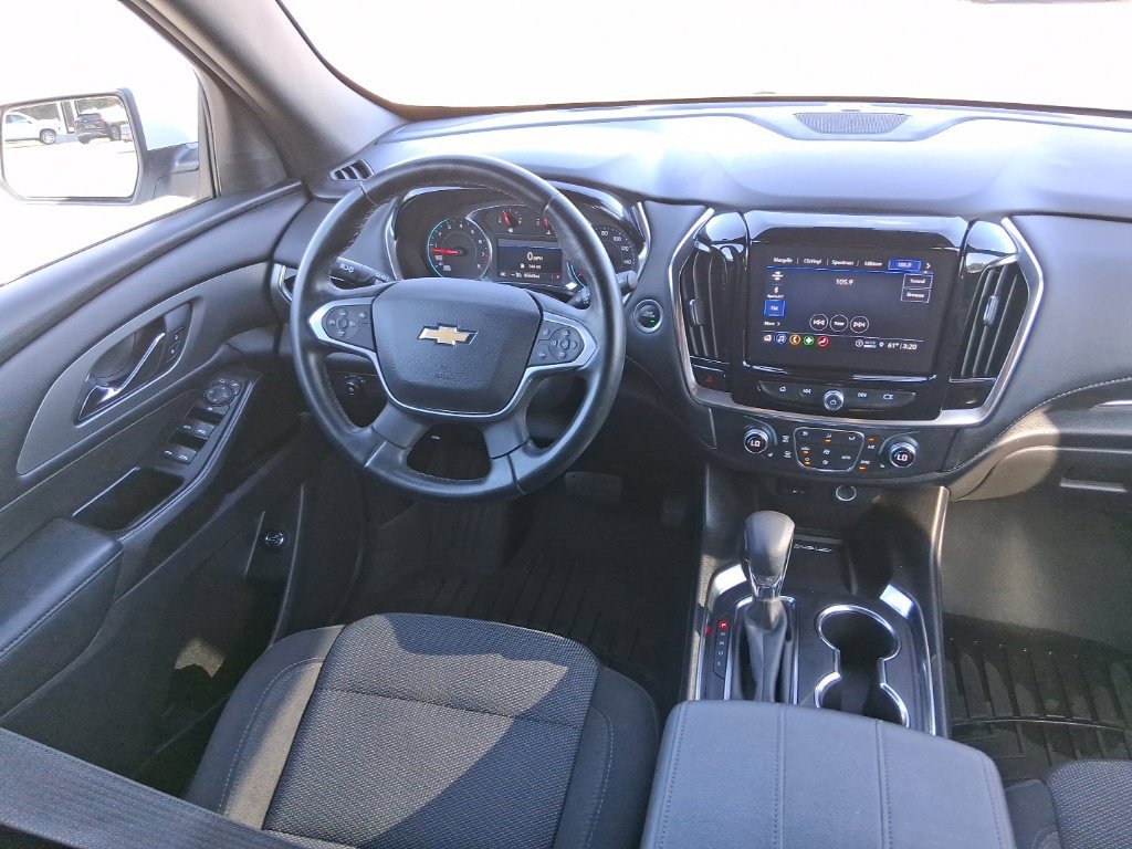 Used 2023 SUMMIT WHITE Chevrolet LT Cloth image 14