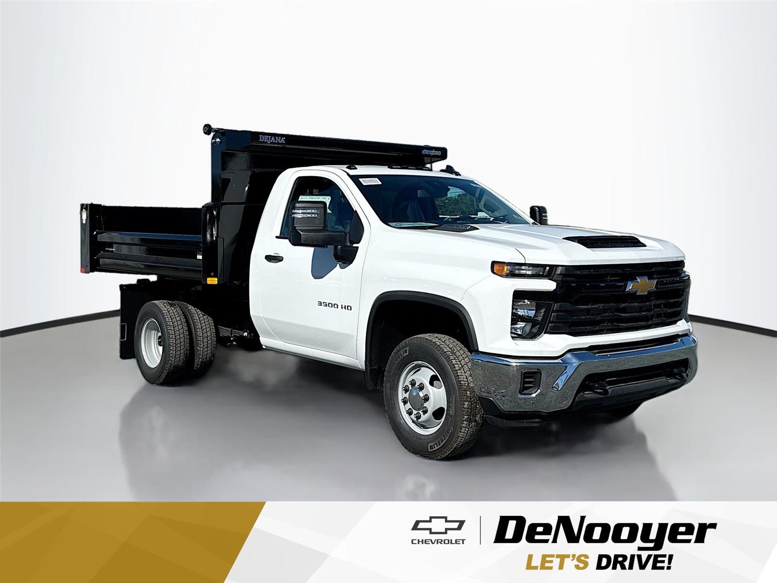 2025 Chevrolet Silverado 3500 Chassis Cab
