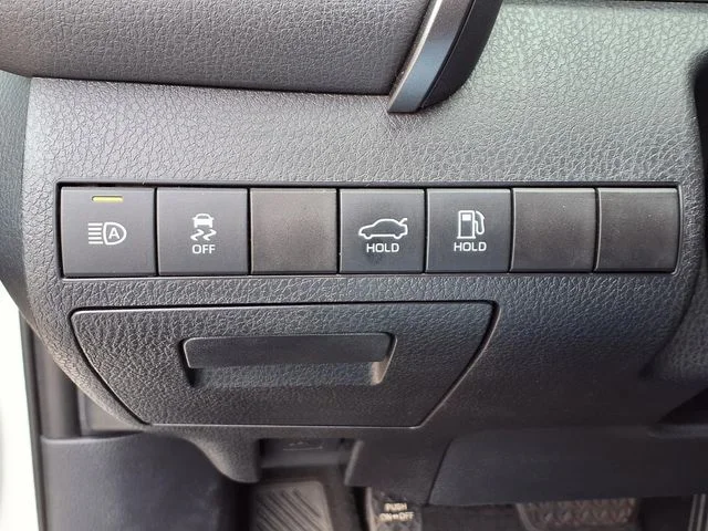 Used 2022 White Toyota SE image 15