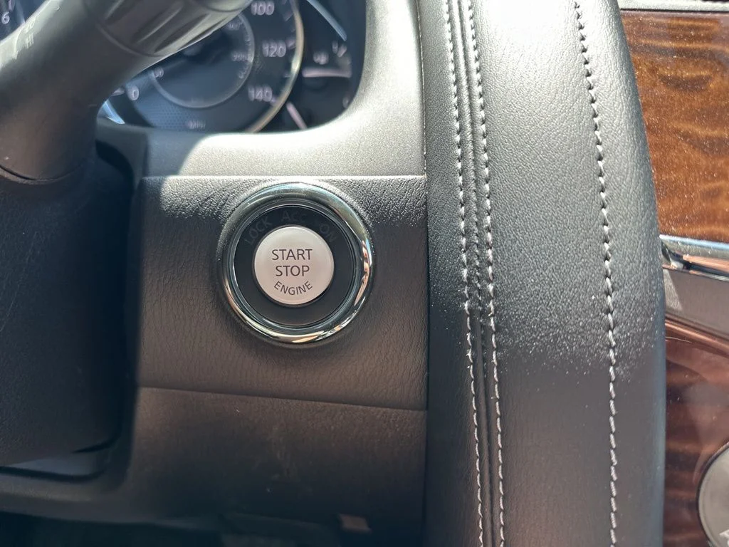 Used 2020 Silver Nissan SV image 22