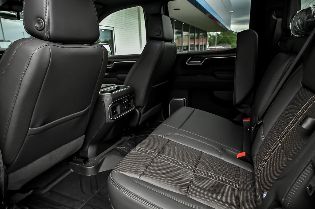 2026 Chevrolet Silverado 1500 High Country - Photo 14