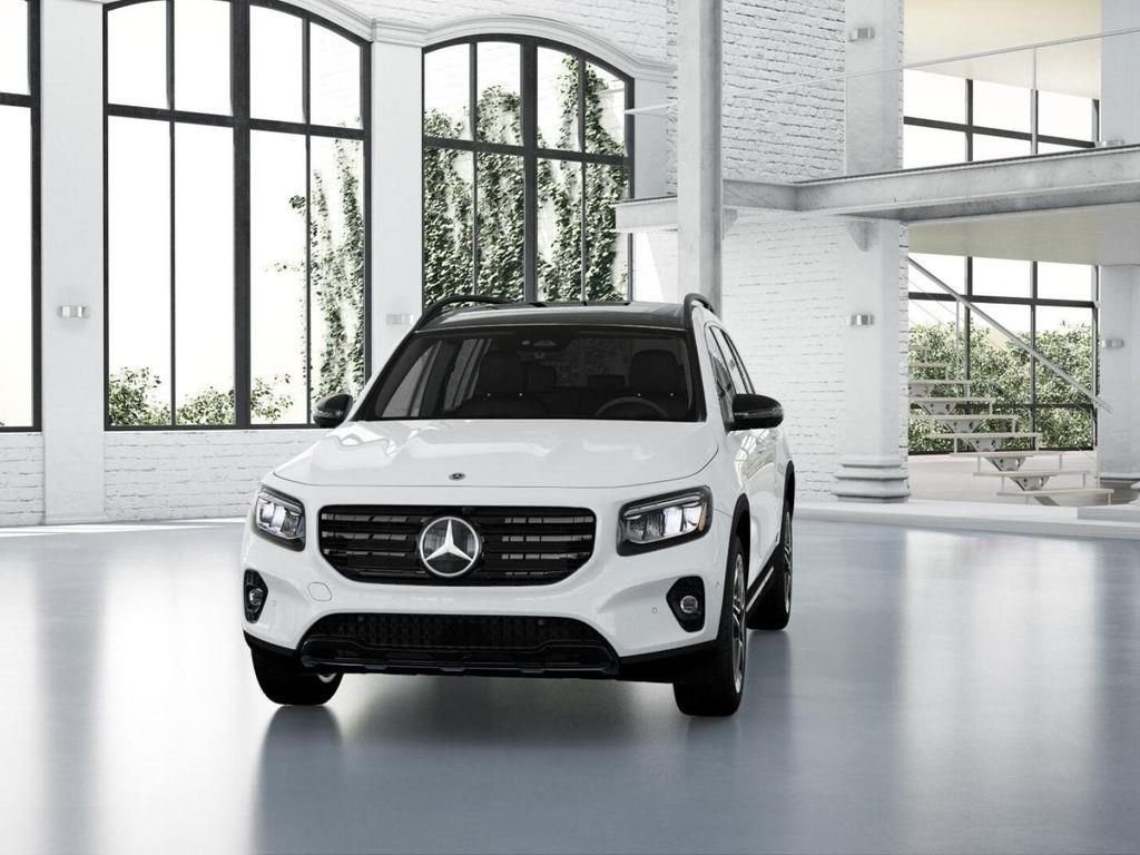 New 2026 Polar White Mercedes-Benz GLB 250 image 42