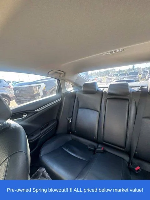 Used 2020  Honda EX-L image 17