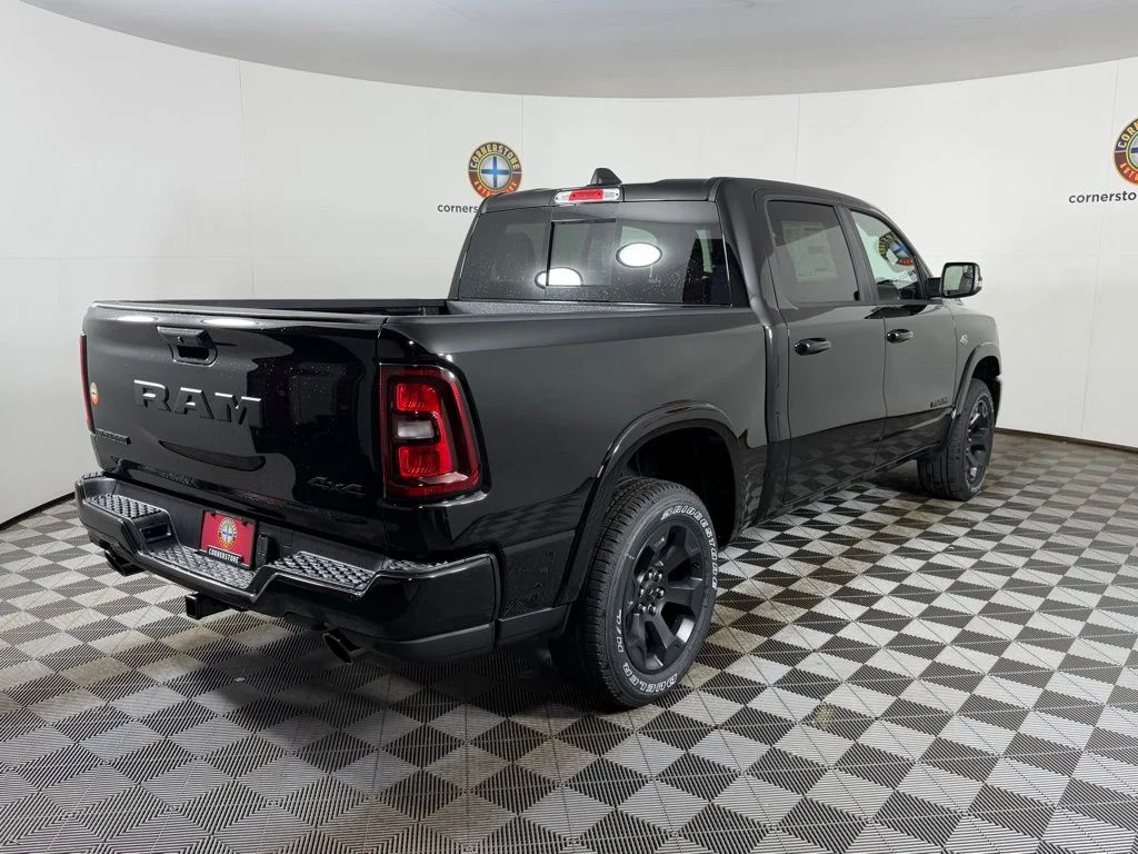 New 2026 Diamond Black Crystal Pearl-Coat Exterior Paint RAM Big Horn image 21