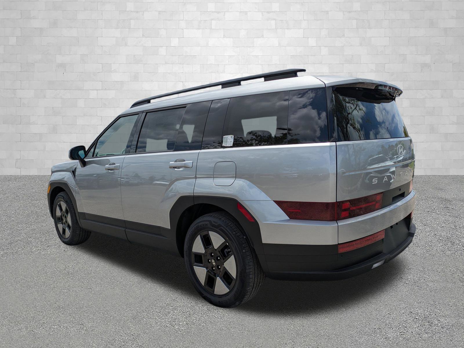 New 2026 Shimmering Silver Hyundai SEL image 4