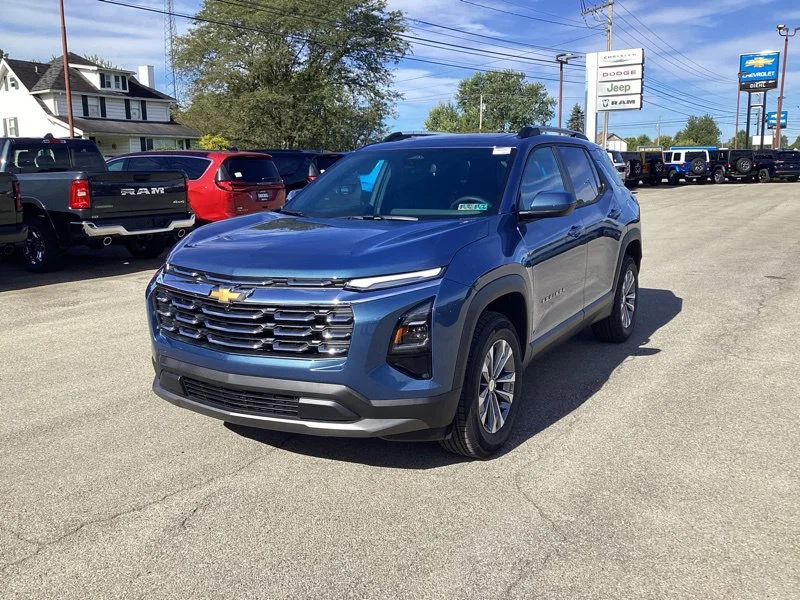 2027 Chevrolet Equinox LT - Photo 3