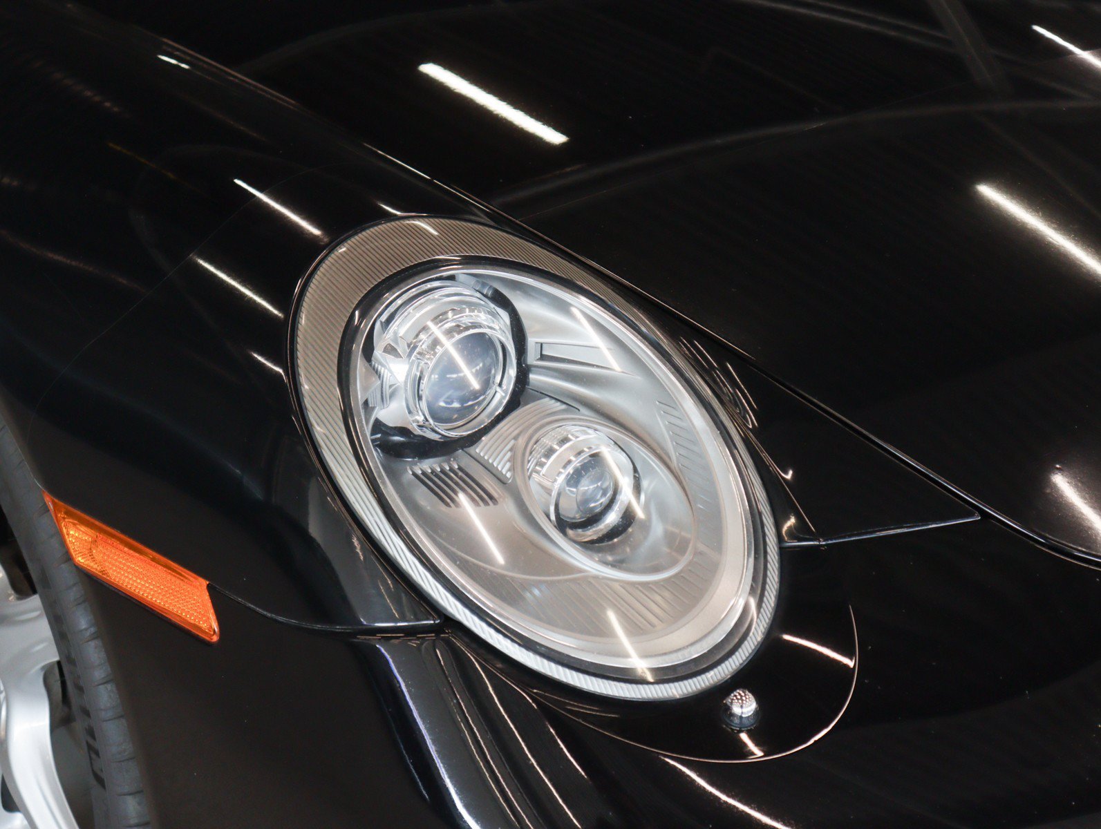 Used 2009 Black Porsche Carrera Coupe w/6-speed manual transmission image 26