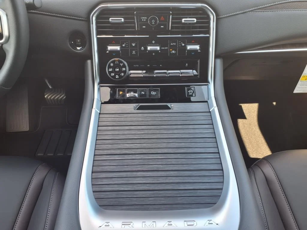 2025 Nissan Armada SL - Photo 18