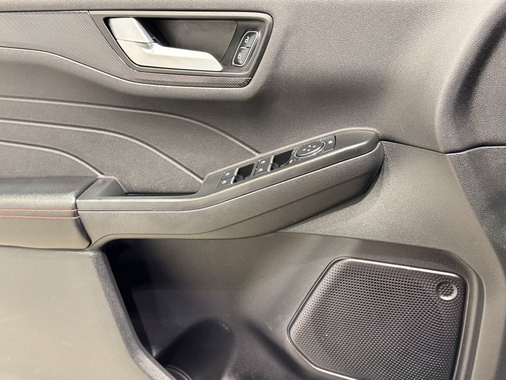 2024 Ford Escape ST-Line - Photo 19