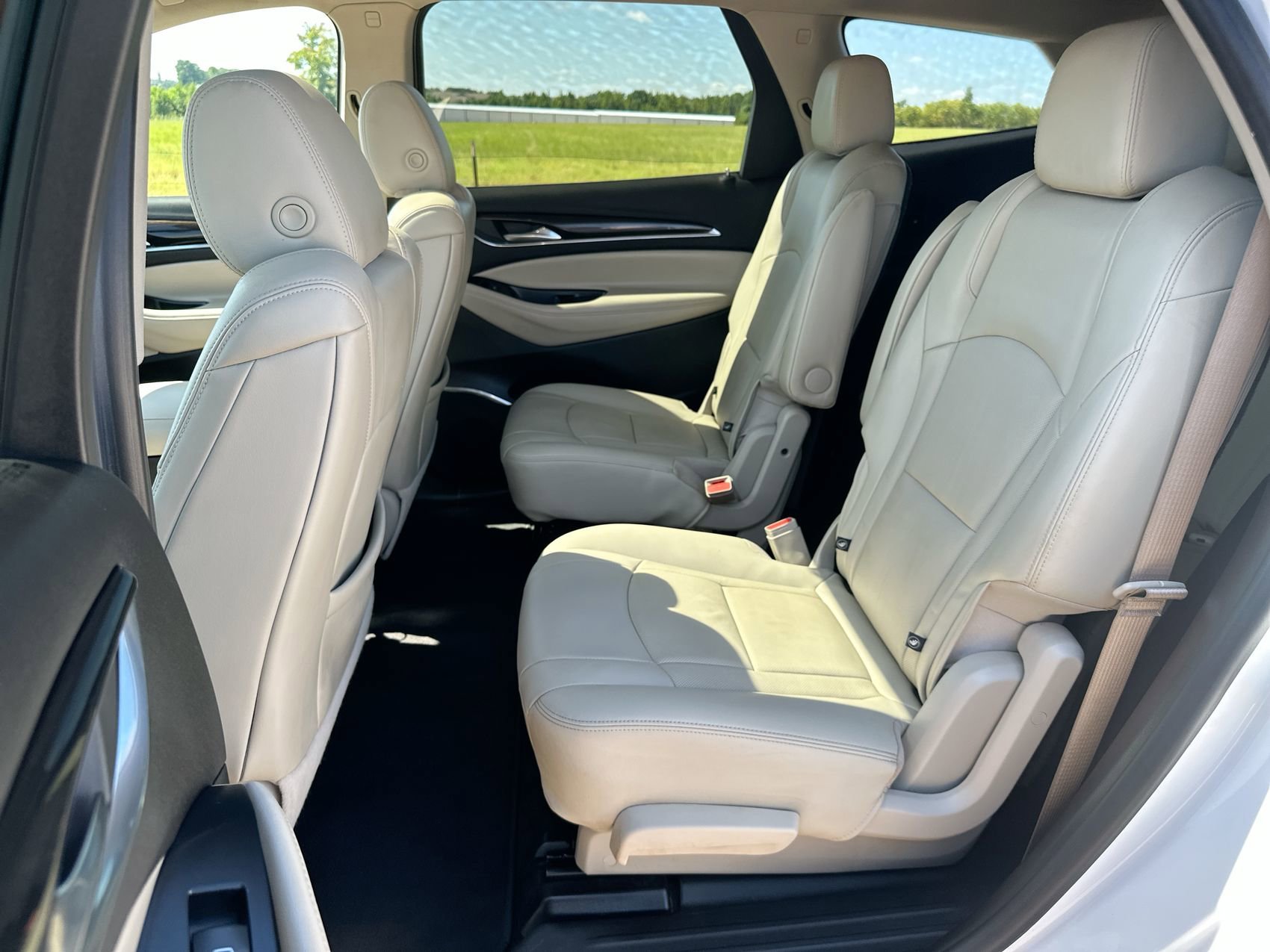 Used 2021 White Frost Tricoat Buick Premium Group image 22