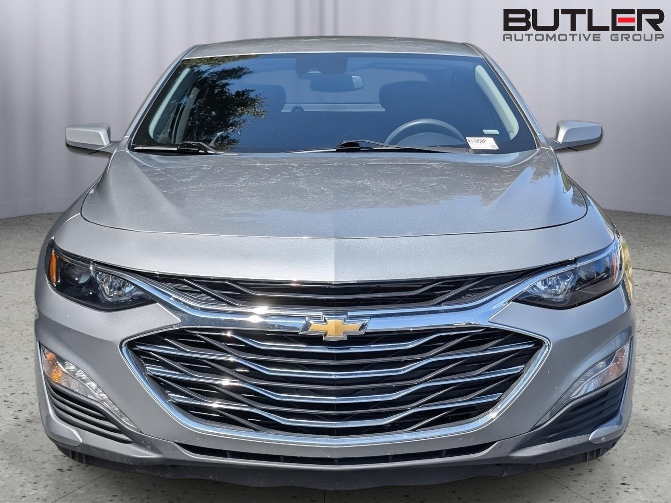 Used 2025 Sterling Gray Metallic Chevrolet LT image 5