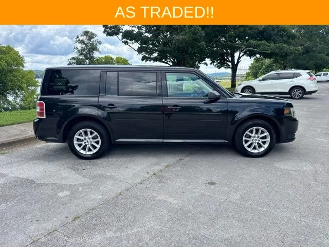 Used 2013 Black Ford SE image 8
