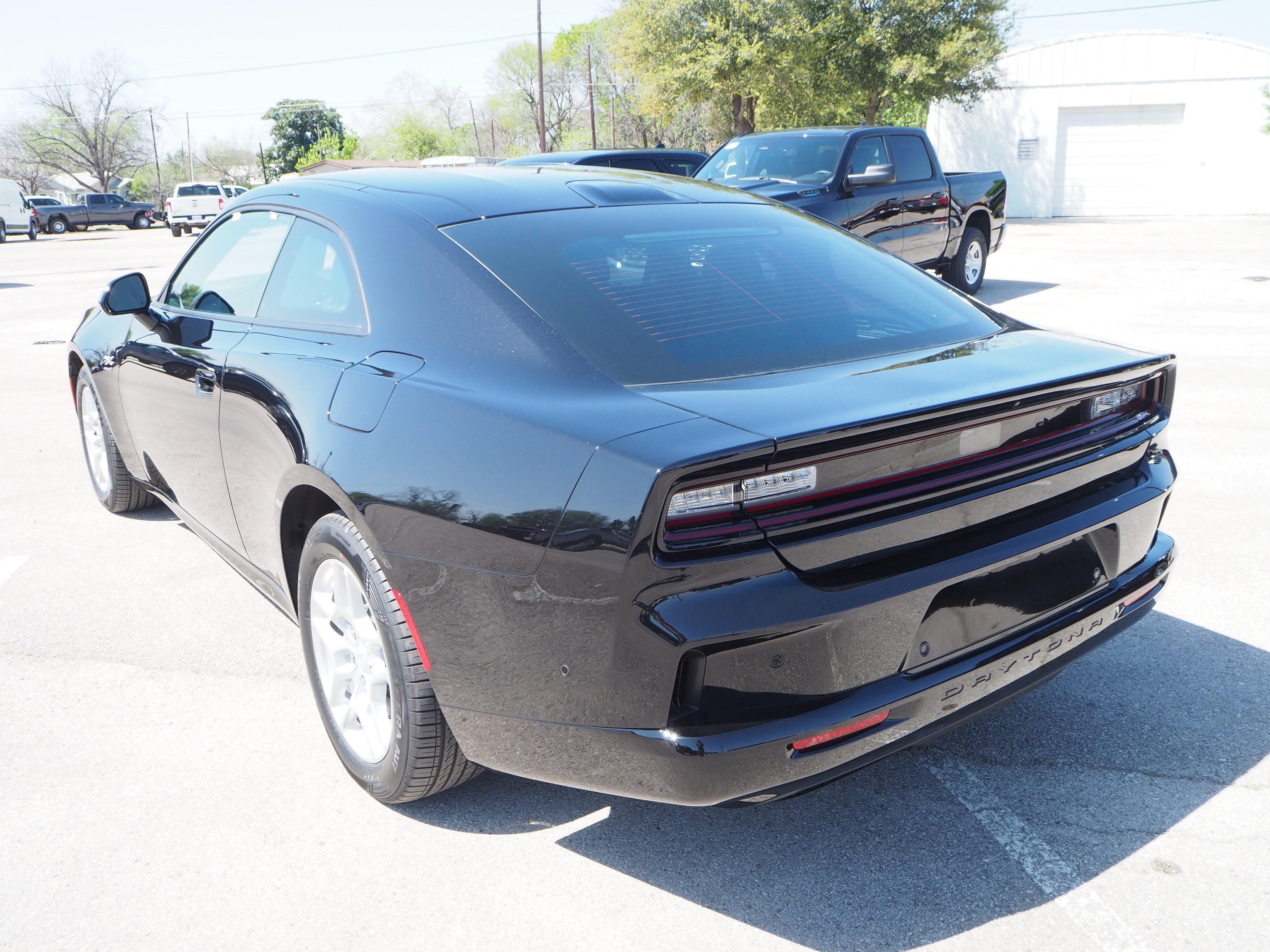 2025 Dodge Charger Daytona R/T - Photo 8