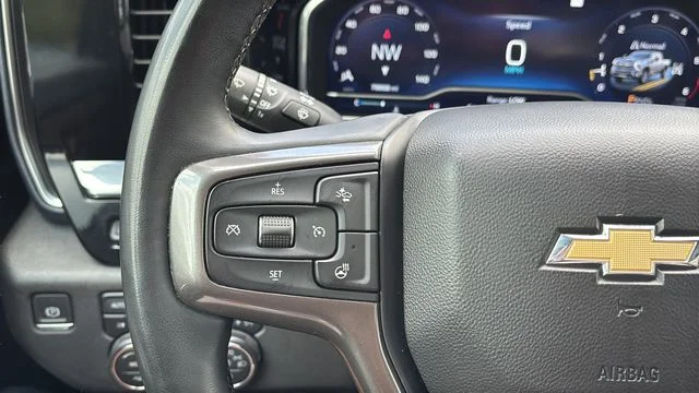 Used 2024 White Chevrolet High Country image 23