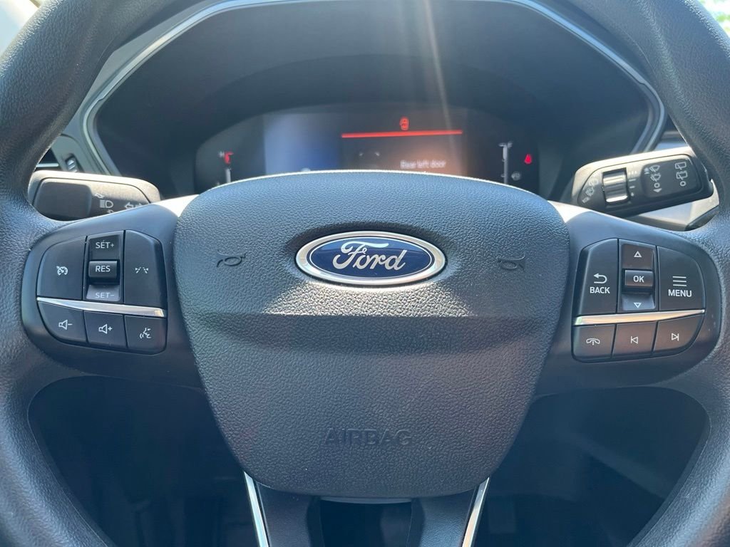 Used 2025 White Ford Active image 19