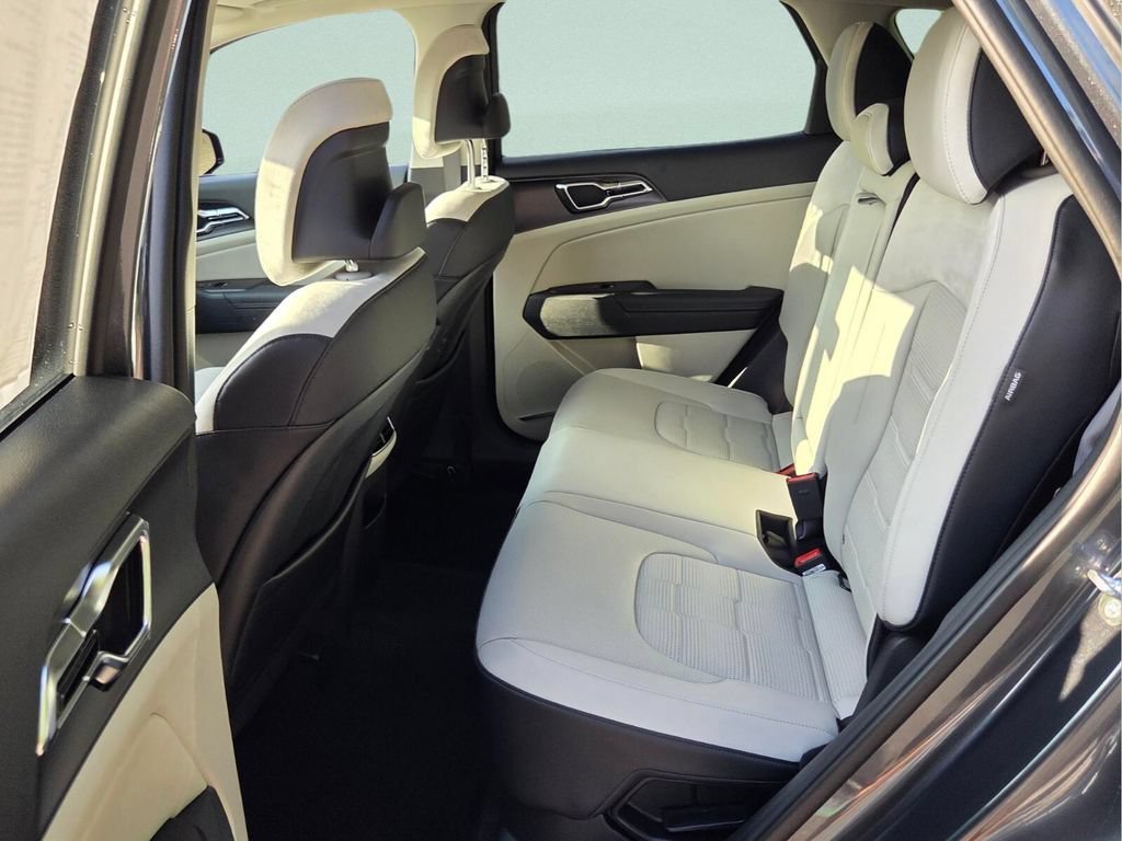 New 2027 Gravity Gray Kia SX Prestige image 11