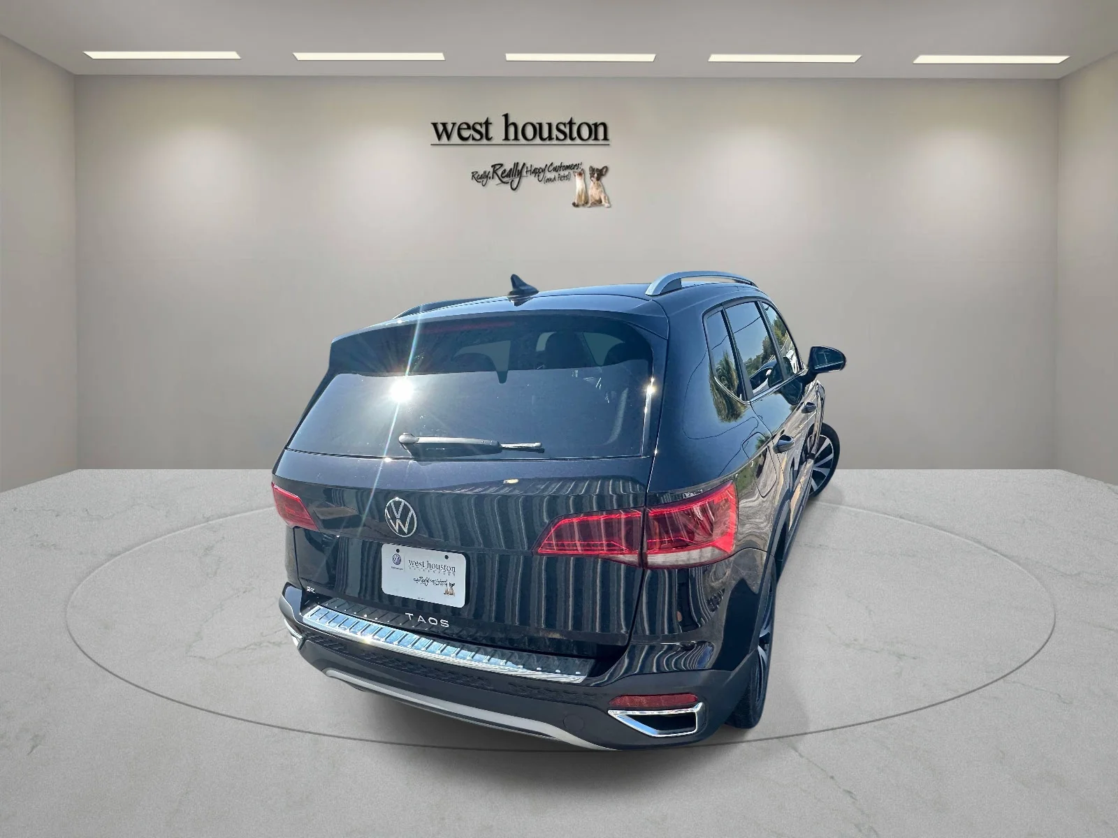 Used 2022 Black Volkswagen SE image 8