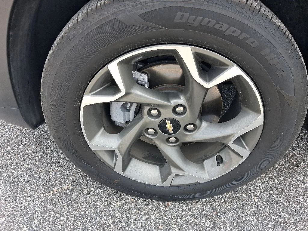 Used 2025 Gray Chevrolet LT image 14