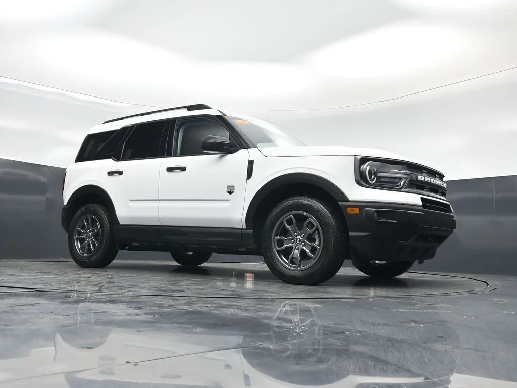 Used 2023 White Ford Big Bend image 3