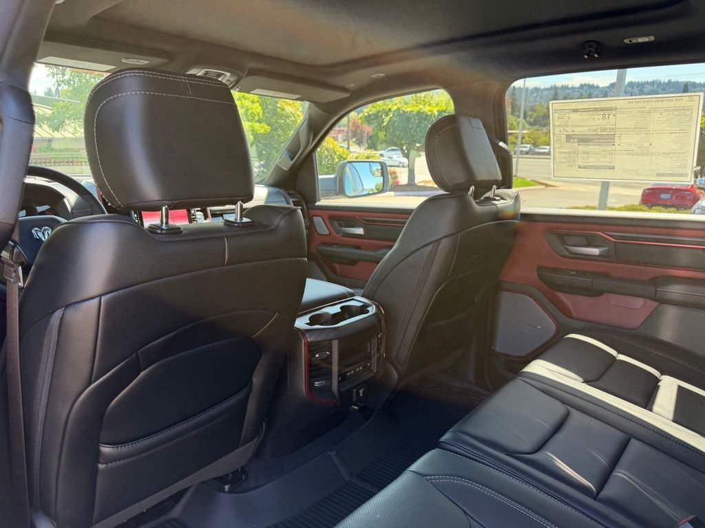 New 2026 Diamond Black Crystal Pearl-Coat Exterior Paint RAM Rebel image 33
