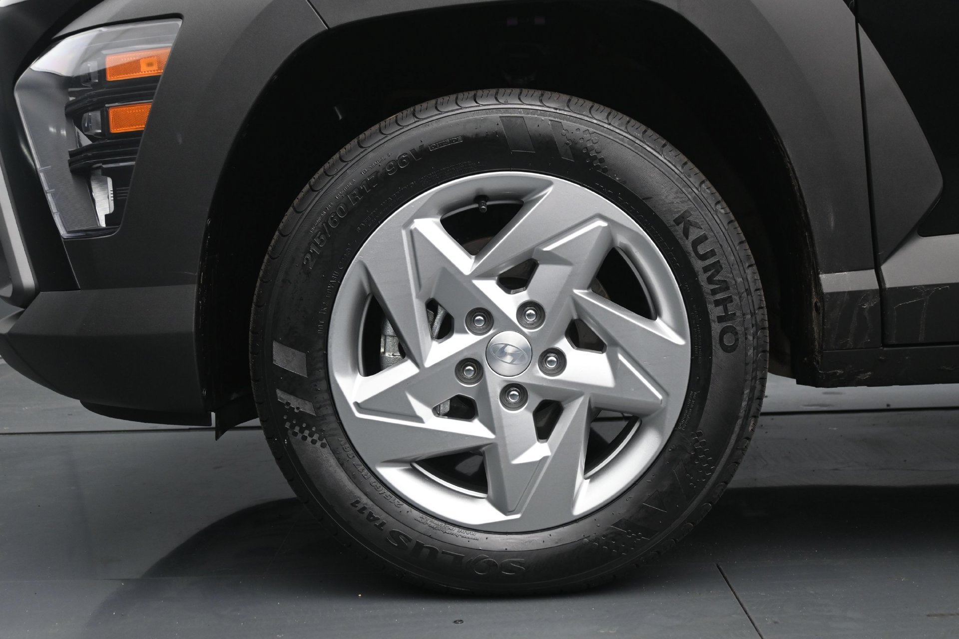 2024 Hyundai Kona SE - Photo 24