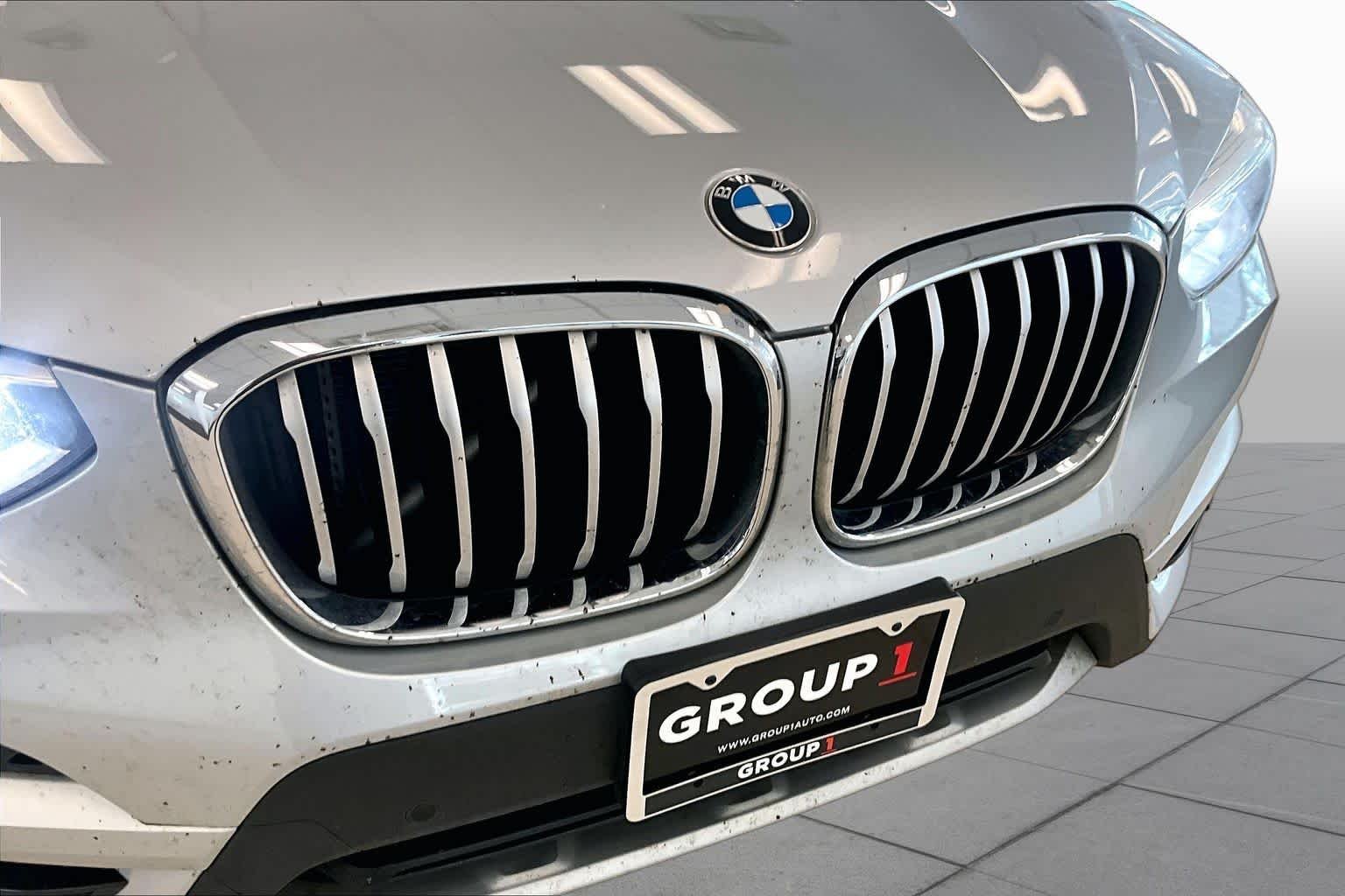 Used 2019 Glacier Silver Metallic BMW xDrive30i image 28