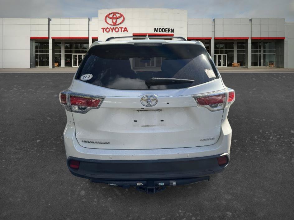 Used 2014 Blizzard Pearl Toyota Limited image 6