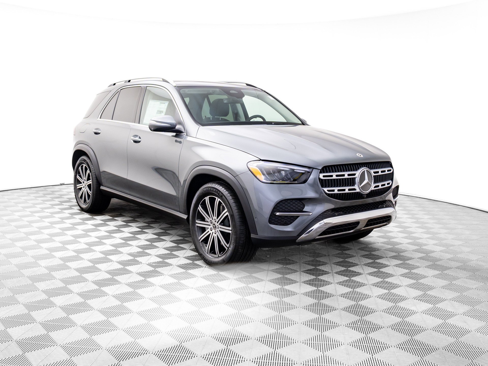 Used 2026 Gray Mercedes-Benz GLE 350 image 7