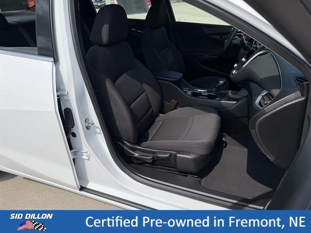 Used 2024 Summit White Chevrolet RS image 7