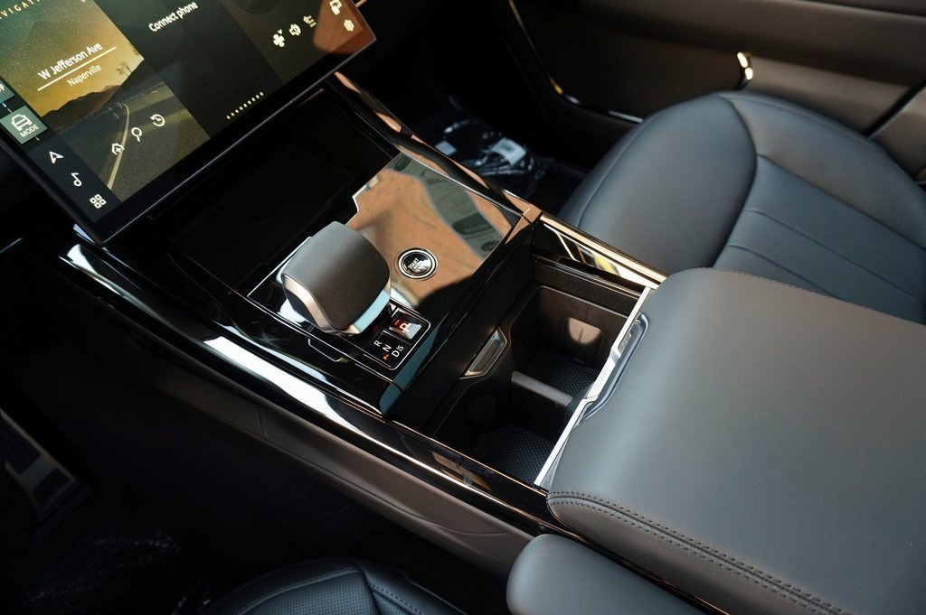 2025 LAND ROVER RANGE ROVER SPORT - Image 26