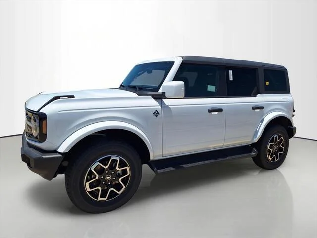 2026 Ford Bronco Outer Banks 4x4's photo