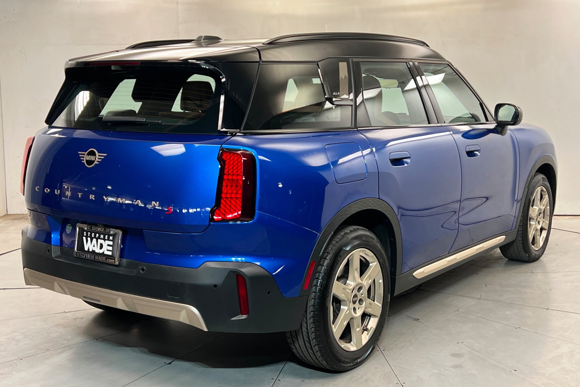 Used 2025 Blue MINI S image 6
